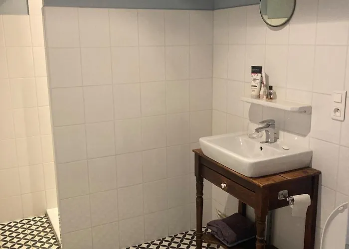 Holiday home In Groene Oase Charensat